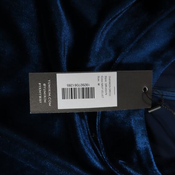 Yumi Kim Shannon Dress Mock Neck Open Back Flounce Hem Navy Velvet Medium - Picture 7 of 9